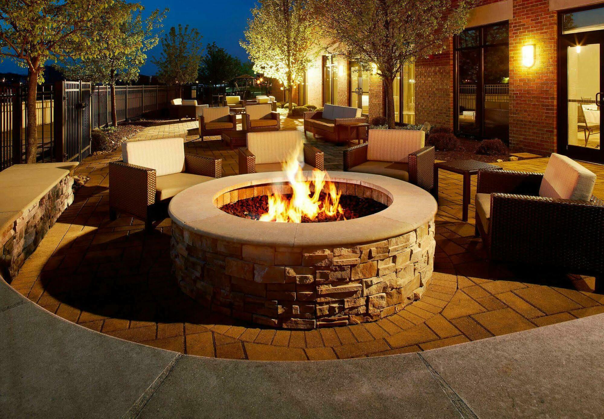 Courtyard Hamilton Ξενοδοχείο Εξωτερικό φωτογραφία
